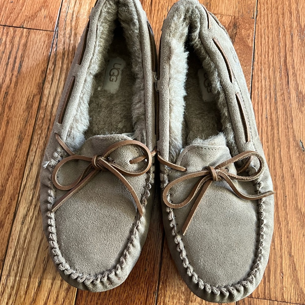 UGG Women’s Dakota Moccasins